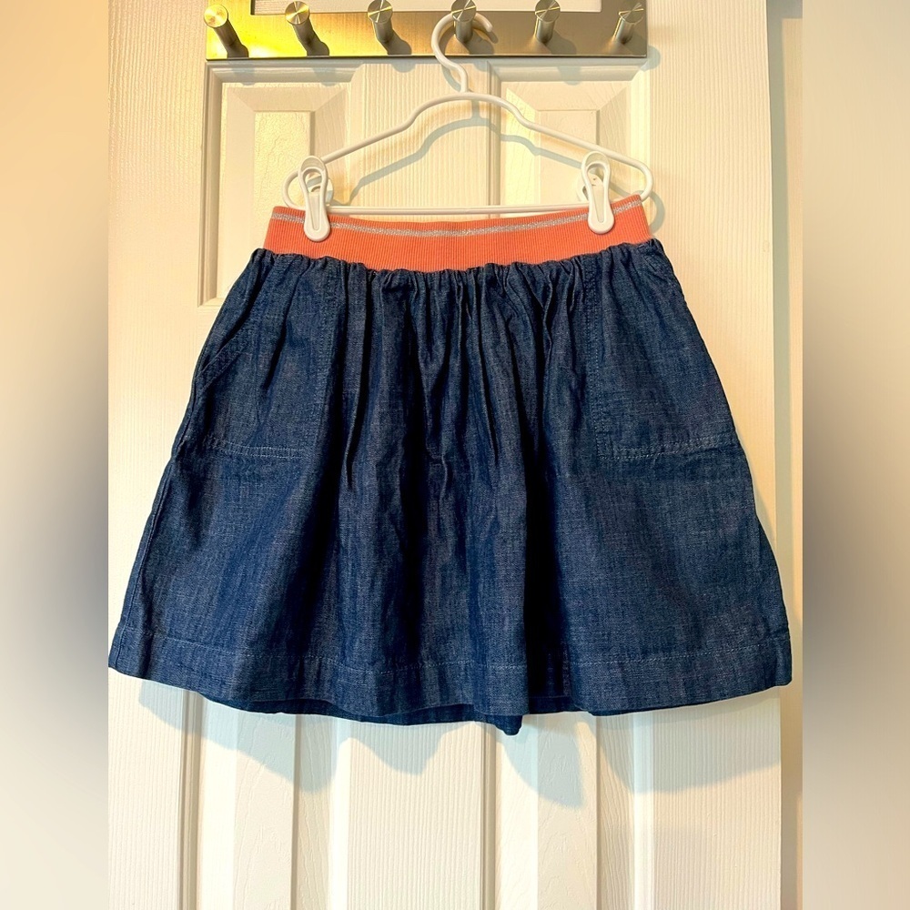 Gymboree size L (10-12) denim skirt with elastic band, NWT